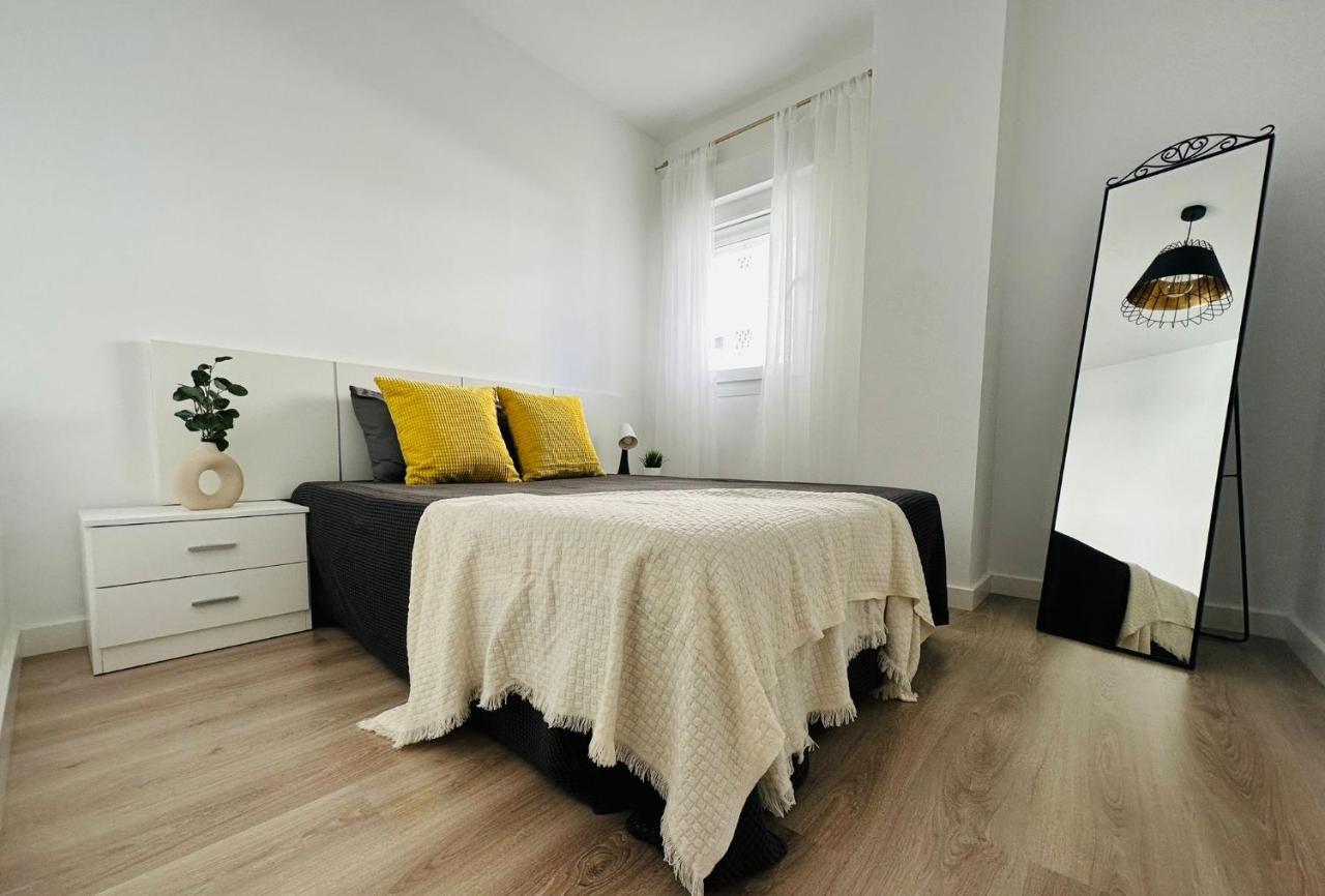 Elegant 2br Apt In Residential Area / Rooftop Pool Appartement